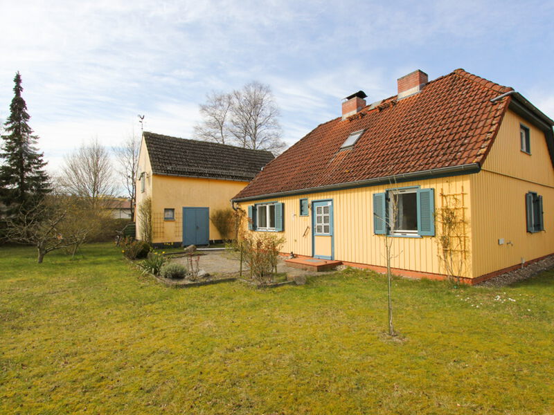 Einzigartig in Prerow - Wohnhaus mit riesigem Grundstück
