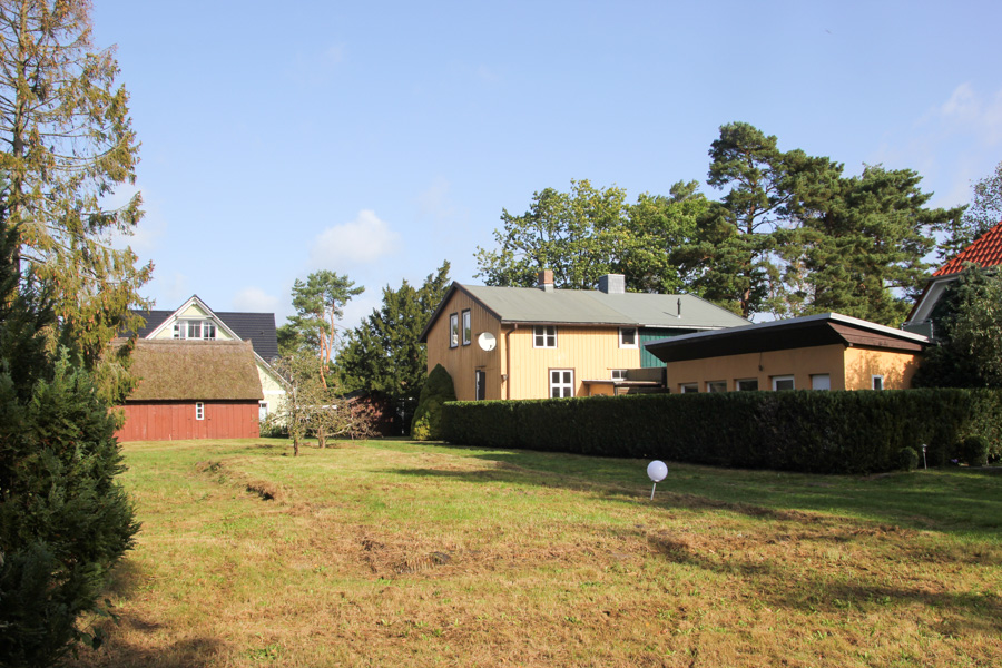 Doppelhaushälfte und Bungalow mit großem Garten in bester Lage Prerows